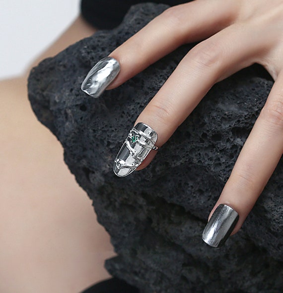 Cuticle ring clearance