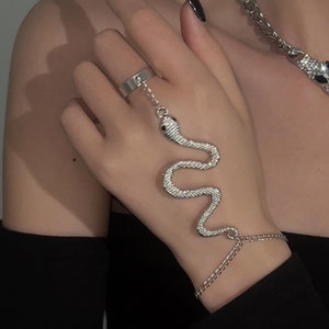 Snake Hand Chain Bracelet • Unique Snake Connected Chain Ring • Gothic Snake Adjustable Rings With Bracelet • Punk Chain Ring Bracelet