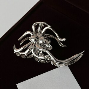 Unique Spider Metal Hair Clip High Quality Metal Hair Claw Silver Cool Hair Claw Clip Grunge Hair Claw Party Event Hair Clip image 4