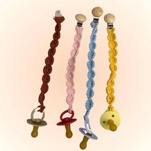 Pacifier chain