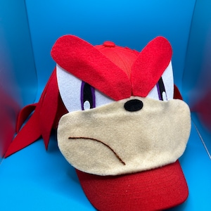 Knuckles hat