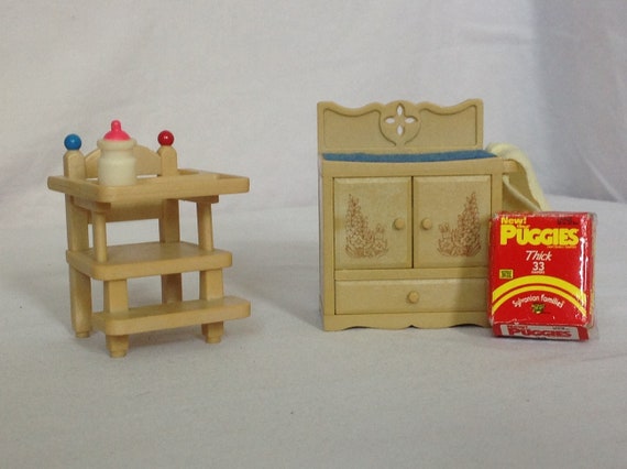 Sylvanian Families Calico Critters Furniture Kitchen Cookware & Trolley Set  1