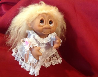 Vintage Thomas Dam Troll Wife Bride 1977 / 1985 Made in Denmark 24cm Tall Original Clothes Very Long Blonde Hair