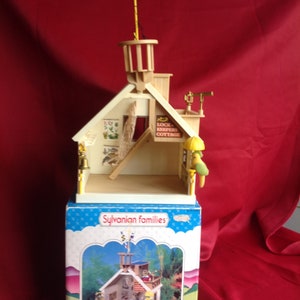 Sylvanian Families Calico Critters COMPLETE Lock Keepers Cottage BOXED Vintage Very Rare Collectable