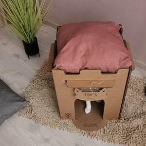 Cube maison en carton de style moderne pour chat, maisonnette pour chat, meubles pour chat, grotte pour chat, lit pour chat moderne, maison pour chat d'intérieur dark pink pillow