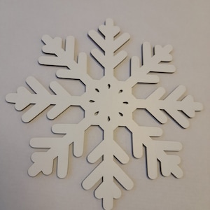 Formas de copos de nieve - recorte de cartón. Árbol de Navidad, decoración de casas y fiestas, arte mural, decoraciones de fiestas, proyectos de bricolaje, diferentes tamaños.
