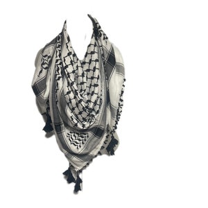 Shemagh Scarf: Houndstooth Arab Hatta Muslim Turban Palestenian Arafat Kafiya Keffiyeh 100 % Cotton Head & Neck Wrap with tassles Unisex Black Fringe