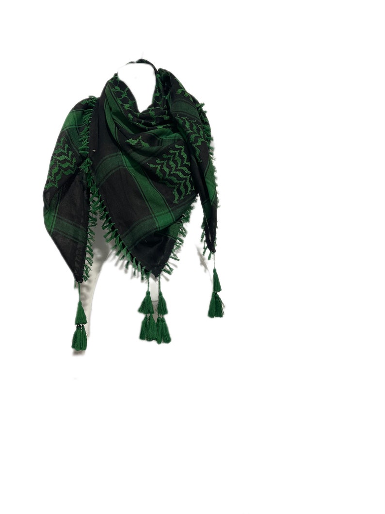 Shemagh Scarf: Houndstooth Arab Hatta Muslim Turban Palestenian Arafat Kafiya Keffiyeh 100 % Cotton Head & Neck Wrap with tassles Unisex Green on Black