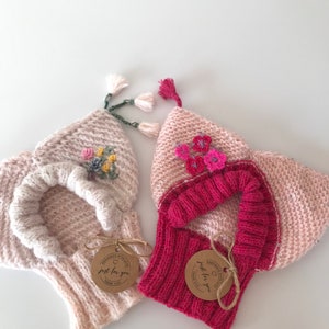 Handgestrickte Wollmütze mit Hörnern und Quasten für kleine Hunde- Hunde Snood für mittelgroße Hunde - Handgestrickte Hundebeanie mit Quasten