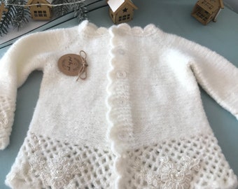 Handgestrickter Strickpullover nach Maß, Gehäkelter Cardigan, Geburtsanzeige, Geburtsanzeige, Babyshower Geschenk