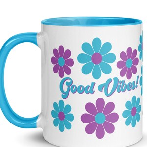 Mug, Good Vibes, 70s Blue and Purple Daisies, Daisy, retro 60s Flower Power, Coffee Cup for Mom, Birthday Gift for Friend, Sister, Daughter