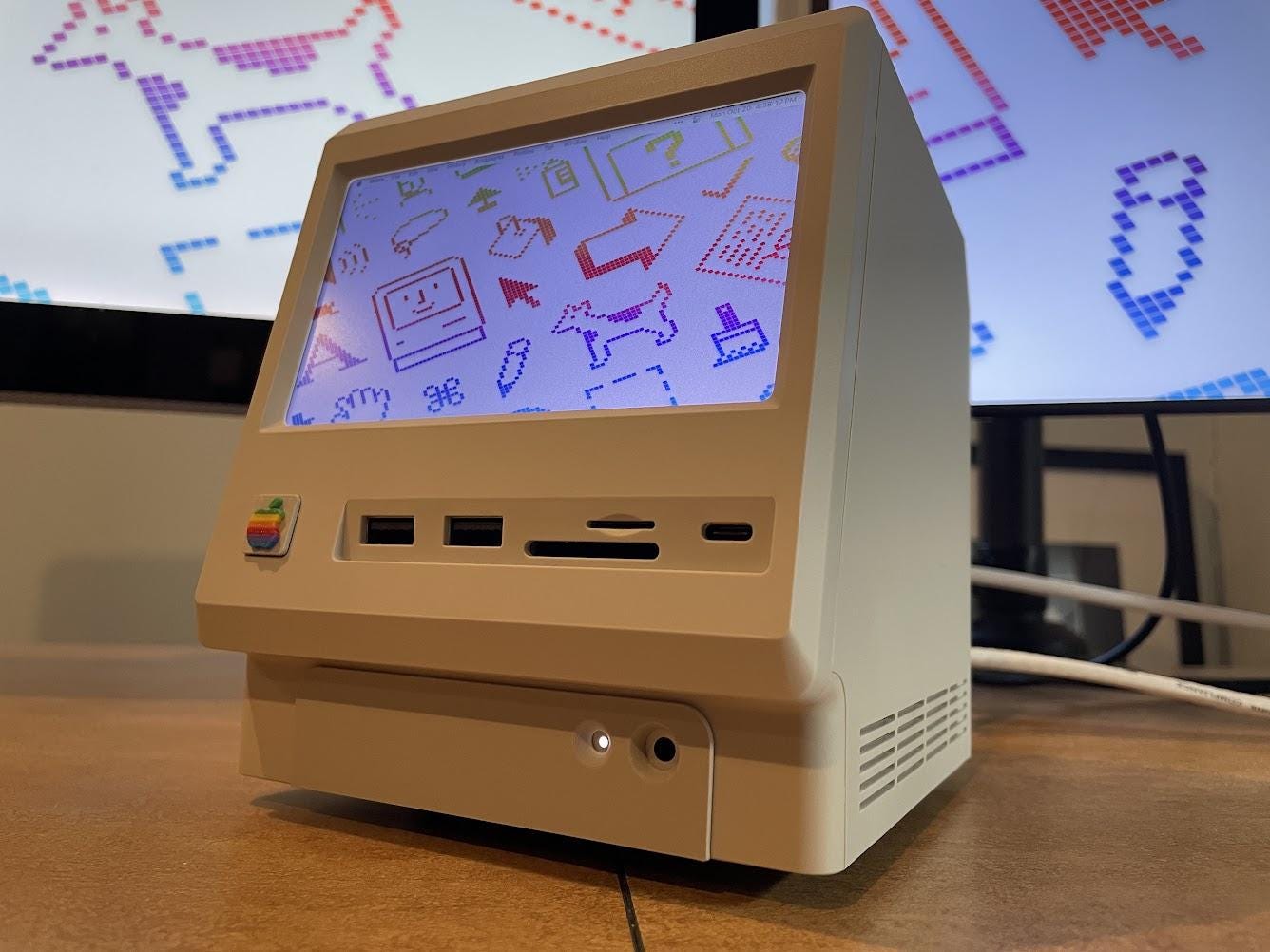 Macintosh Classic 外装　モニター　セット il_fullxfull.7357331461_26oa.jpg