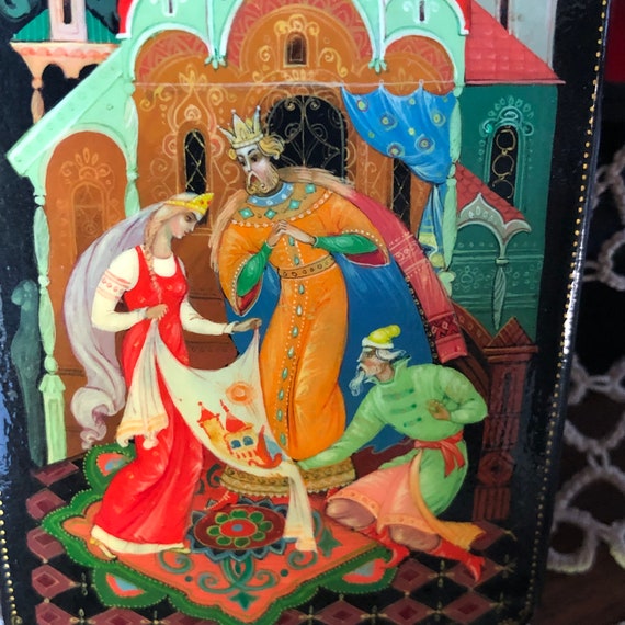 Russian Folk Art Hand Painted Medium Lacquer Box … - image 3