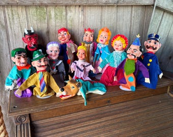 Children's Theatre - Lot of 12 Vintage Hand Puppets