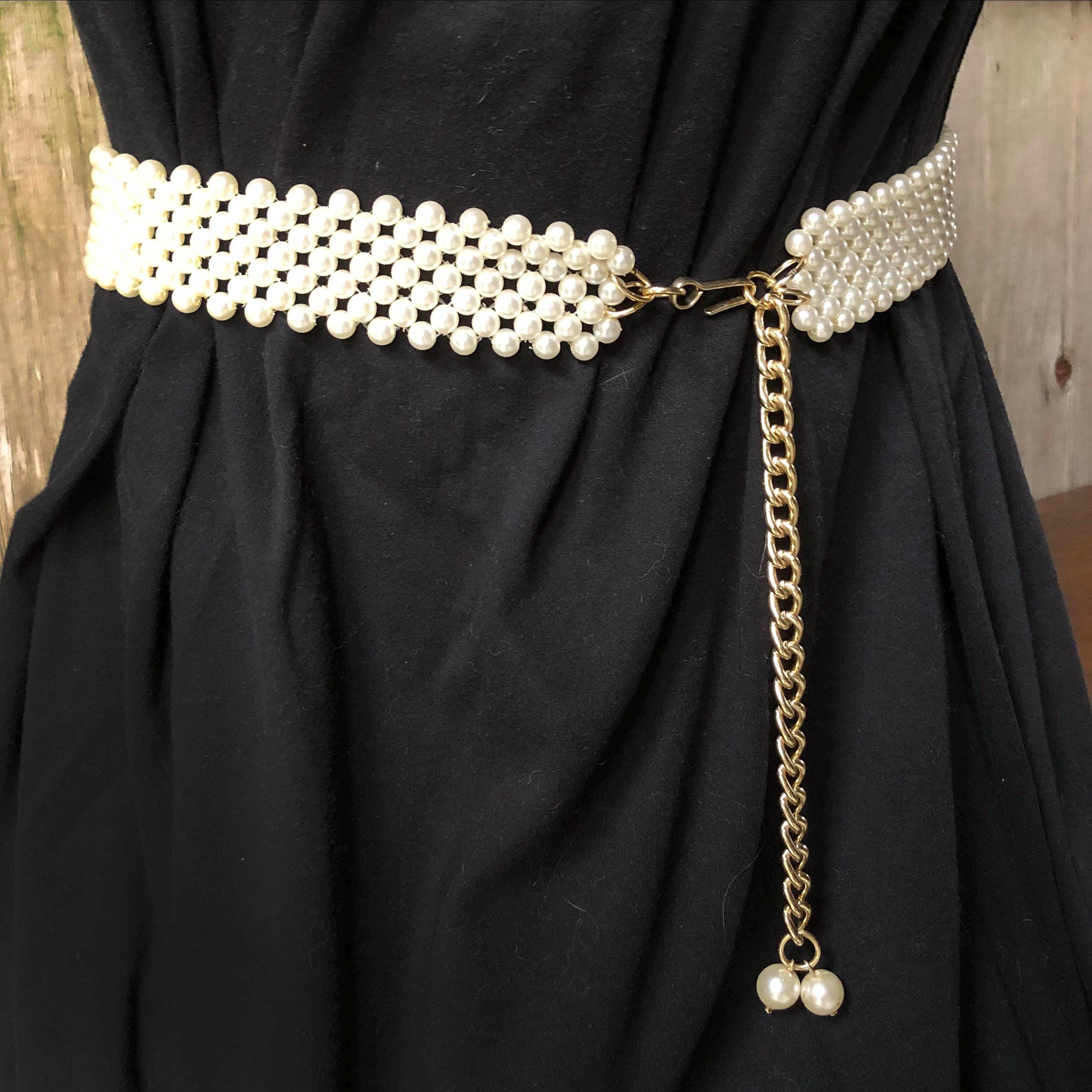 Retro Faux Pearl Belt With Gold Toned Chain - 1970 display picture 3
