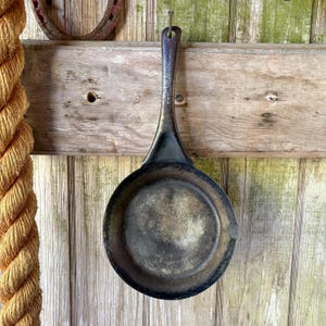 Acme Skillet - Etsy
