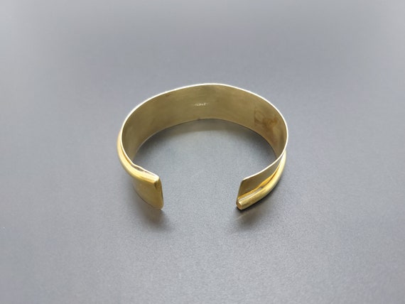 Vintage handmade brass cuff bracelet, 3/4" wide, … - image 4