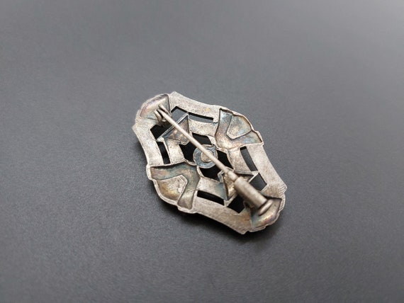 Art deco rhinestone brooch with faux pearl, grey … - image 7