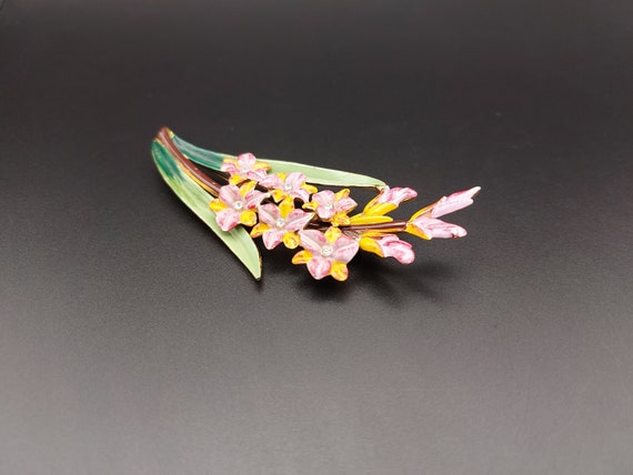 Large 1940s Coro flower brooch, enameled with rhi… - image 3