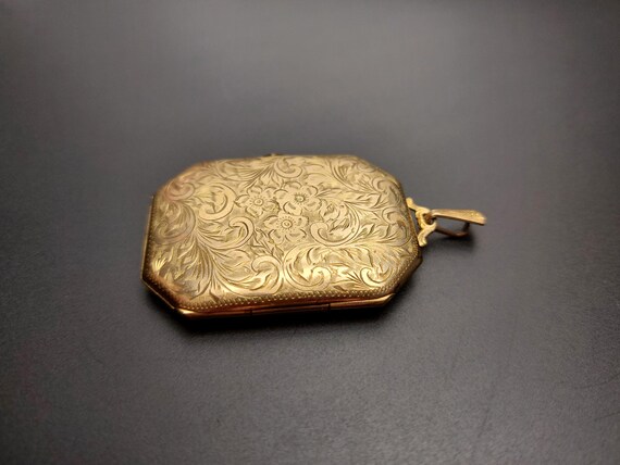 large gold filled locket, rectangular with cut of… - image 3