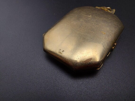 large gold filled locket, rectangular with cut of… - image 9