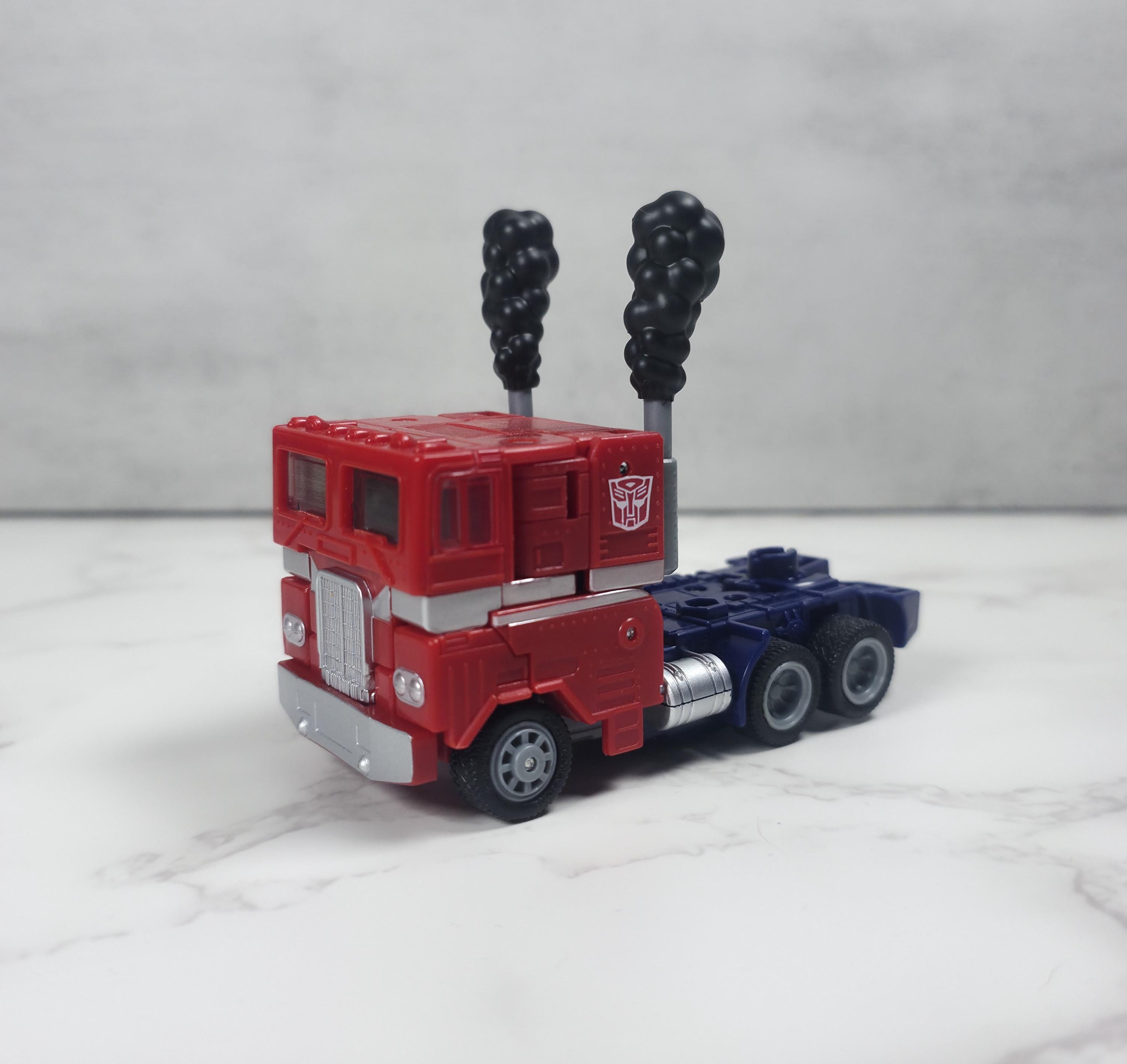 トランスフォーマー レガシー ユナイテッド G1 ユニバース 