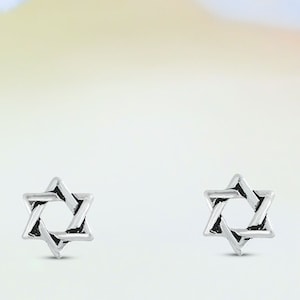 Brincos minúsculos de prata esterlina 925 de 4 mm com segundo furo piercing pequeno - estrela de David