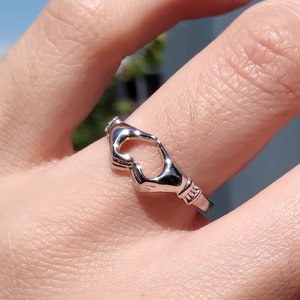 7mm Open Hands Heart Ring Band Thumb Ring Trendy Band New Design Solid Band 925 Sterling Silver Celtic Black Oxidized