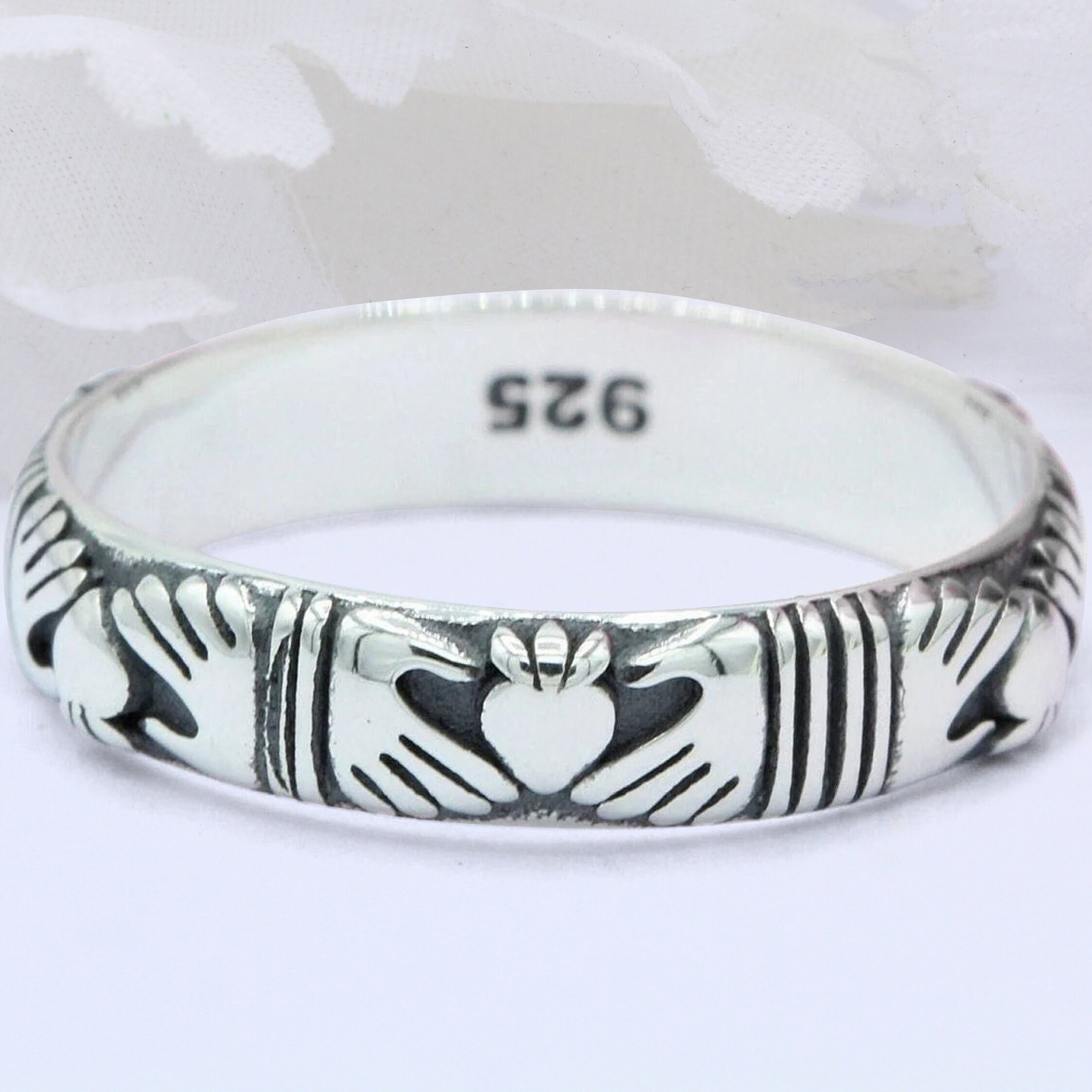 3,8 mm Filigrane Wirbel Claddagh Band Ring 925 Sterling Silber oxidiert Band Claddagh Form Ring Daumenring