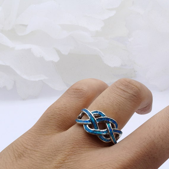 Anillo De Plata De Ley Con Nudo Celta Y ágata Musgosa