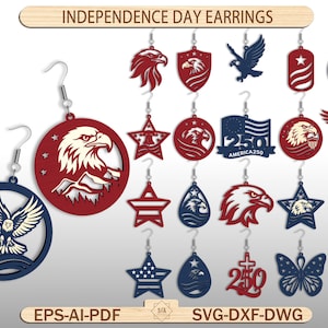 Puede incluir: Una colección de pendientes para el Día de la Independencia con diseños en rojo, blanco y azul que muestran águilas, estrellas y el texto AMERICA250. El conjunto incluye varias formas como círculos, estrellas y gotas con ganchos.