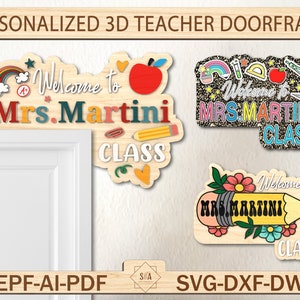 以下が含まれることがあります： 先生をテーマにした木製のドアハンガー3点セット。 上部のハンガーには、「ようこそ、マルティーニ先生のクラスへ」と虹、リンゴ、鉛筆が描かれています。 中間のハンガーには、「マルティーニ先生のクラス」とキラキラとカラフルなアクセントが描かれています。 下部のハンガーには、「ようこそ、マルティーニ先生のクラスへ」と鉛筆と花が描かれています。
