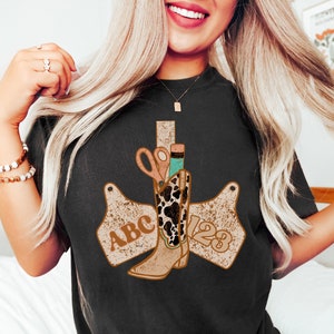 Western Teacher Shirt, Cowgirl Boho Teacher Tshirt, Teacher Graphic Tees, Country Teacher Shirt, Howdy Teacher Shirt, Gift for Teacher