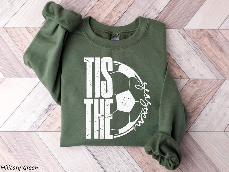 Soccer Season Sweatshirt, Tis The Season Shirt, Game Day Sweater, Soccer Mom Graphic Tee, Match Day T Shirt, Cute Fall Sports Tee afbeelding 3