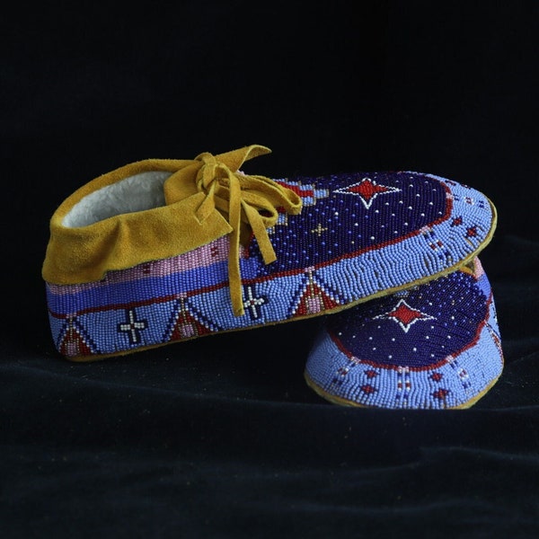 Mens Handmade Beaded Leather Moccasins. Native American Style Handmade Leather Mens Moccasins