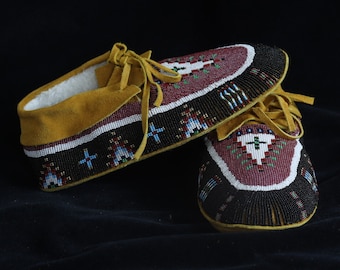 Handmade Beaded Leather Moccasins For Women. Native American Style Handmade Leather Moccasins