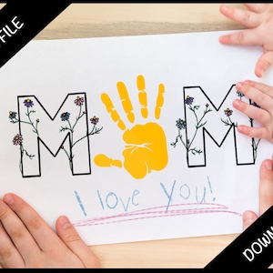 Hoja para colorear con impresión a mano del Día de la Madre, Mamá, Flores, Regalo personalizable, Tarjeta imprimible, Descarga PDF PNG SVG, Página para colorear, Huella de mano para niños