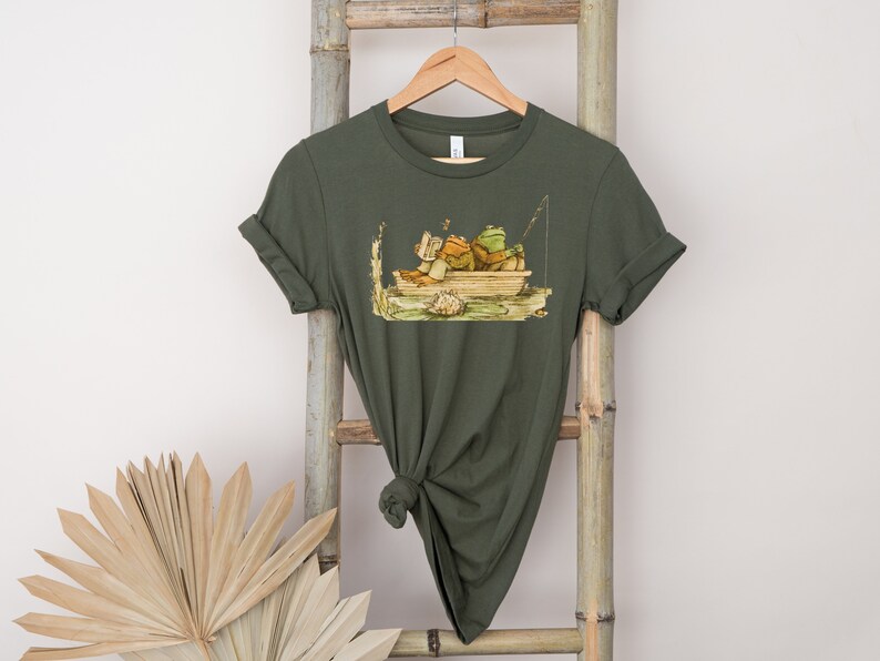 Frog And Toad Shirt • Vintage Classic Book Tee • ,Cottagecore Short Sleeve • Frog And Toad Fishing T-Shirt • Book Lover Gift