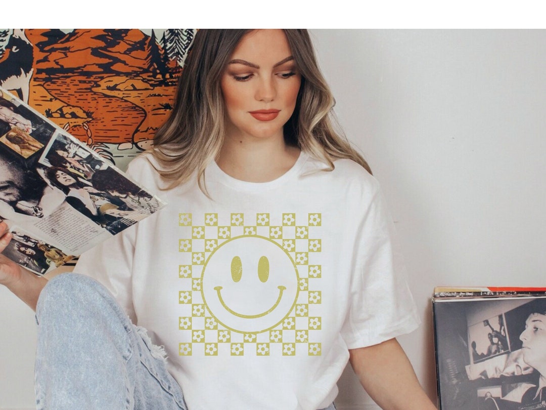 Smiley Face Shirt Smiley T-shirt Womens Retro Shirt - Etsy