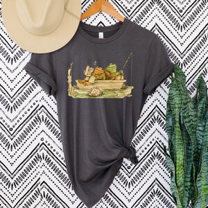 Frog And Toad Shirt • Vintage Classic Book Tee • ,Cottagecore Short Sleeve • Frog And Toad Fishing T-Shirt • Book Lover Gift
