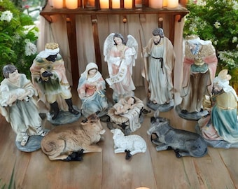 Kirkland Signature Large 13 Piece Nativity Set Wood Style