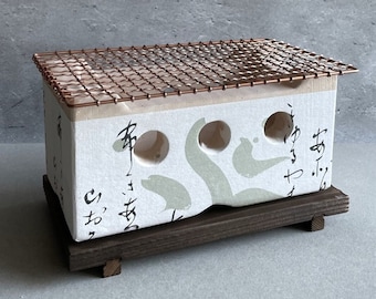 Hochwertiger japanischer Tisch-Holzkohlegrill | Authentischer Hibachi-Grill | aus japanischer Kieselgur, L. 20 cm / 7,8 Zoll, für 1–2 Personen