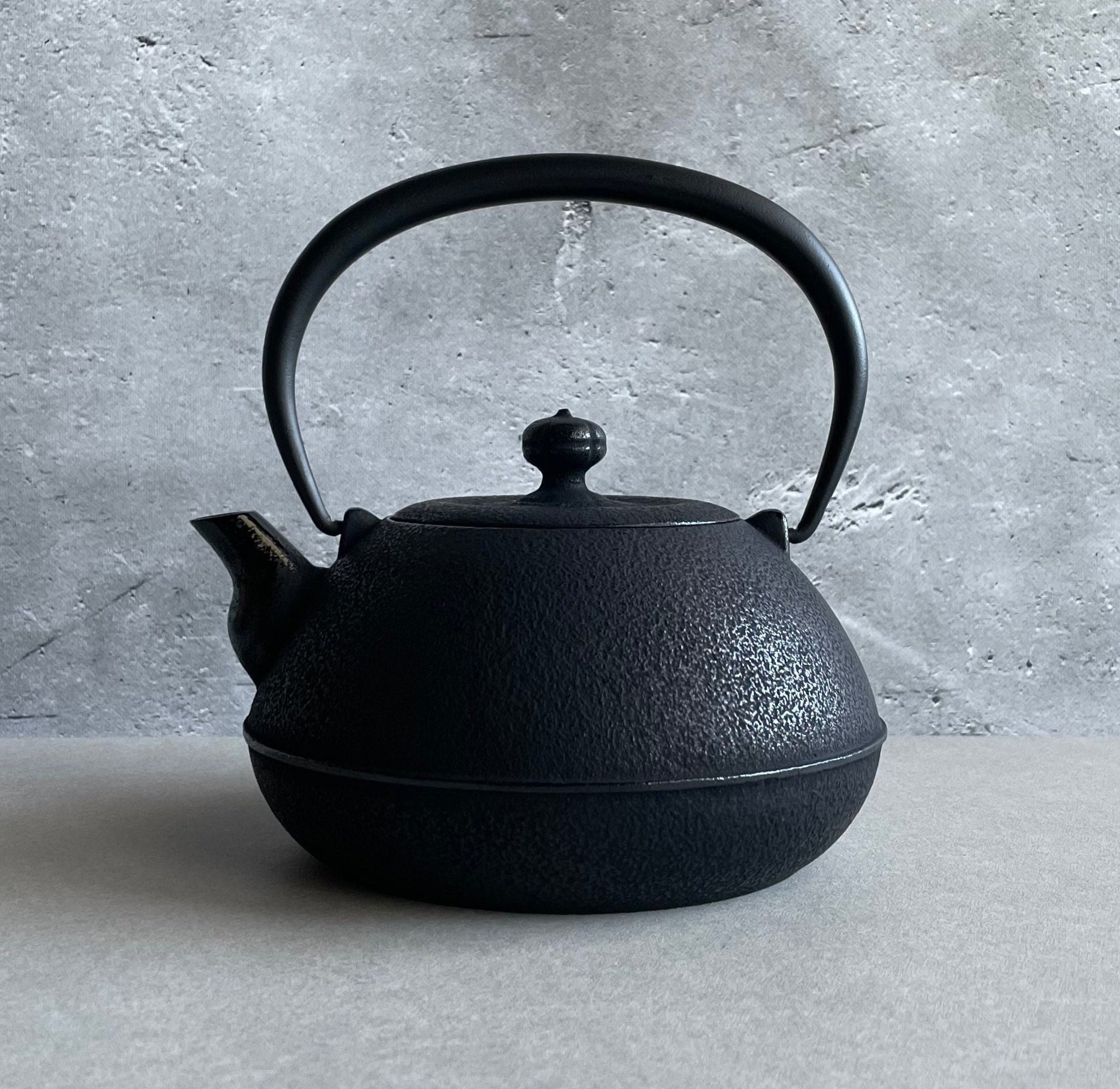 Large Antique Cast Iron Kettle Pot With Bird Spout, Swivel Lid 1800s Tea  Pot Country Decore, Hearth, Farmhouse Decore 