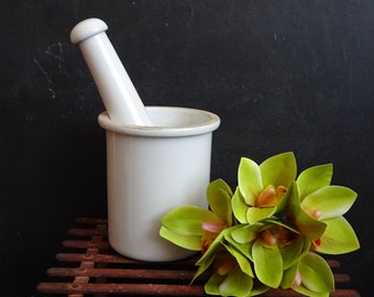 Antique Ceramic Mortar and Pestle. White Ceramic Jar. Kitchen Crock