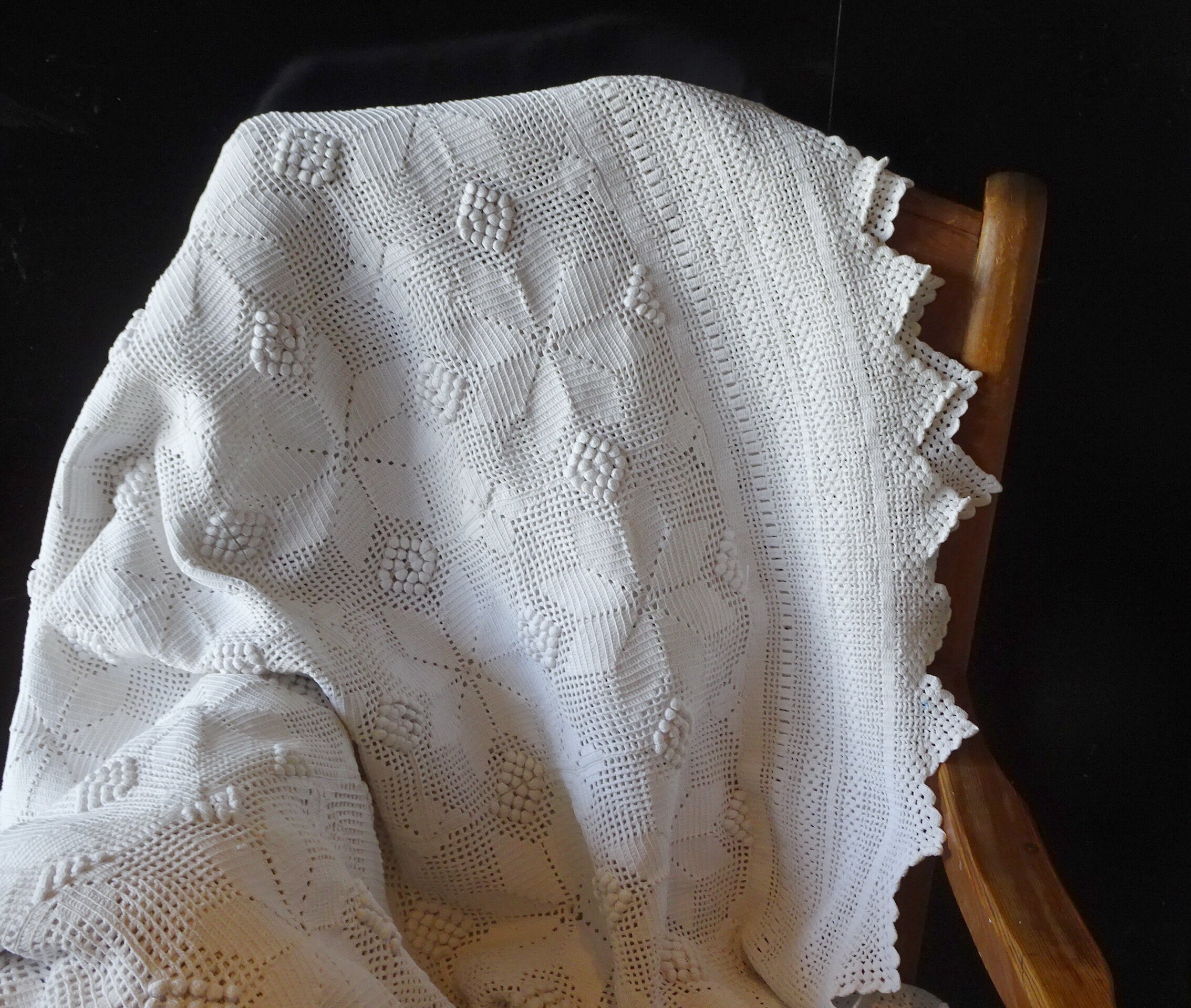 Vintage French Bed Coverlet. Antique Bedspreads
