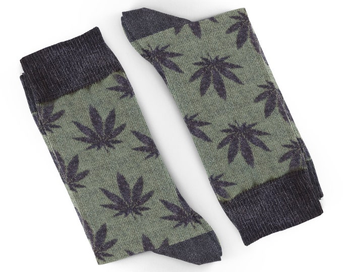 Green Pot Leaf Socks Weed Cannabis Socks for Smokers Gift 420 Chilling