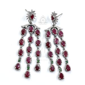 Pendientes colgantes florales de rubí, esmeralda y diamantes hechos a mano: joyería pavé de plata de ley 925