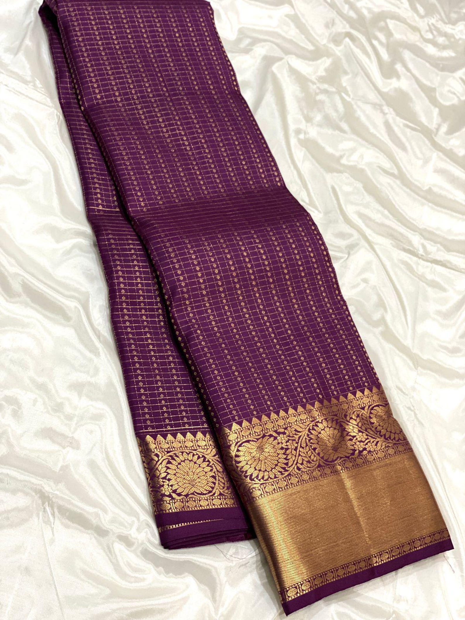 Pure Silk Handloom Saree for Women with Silver Zari – Lightweight, Silk Mark Certified