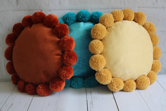 Pom pom seat cushion hotsell