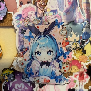 Hatsune Miku Keychain Alice In Wonderland Theme